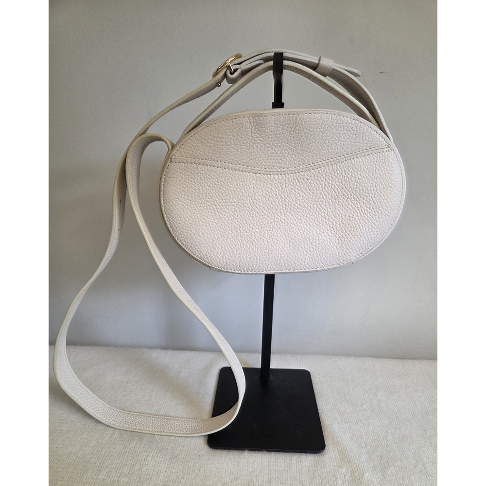 Cuyana Top Handle Crossbody Bag Ecru Pebbled Italian Leather Gold Hardware - Picture 5 of 12